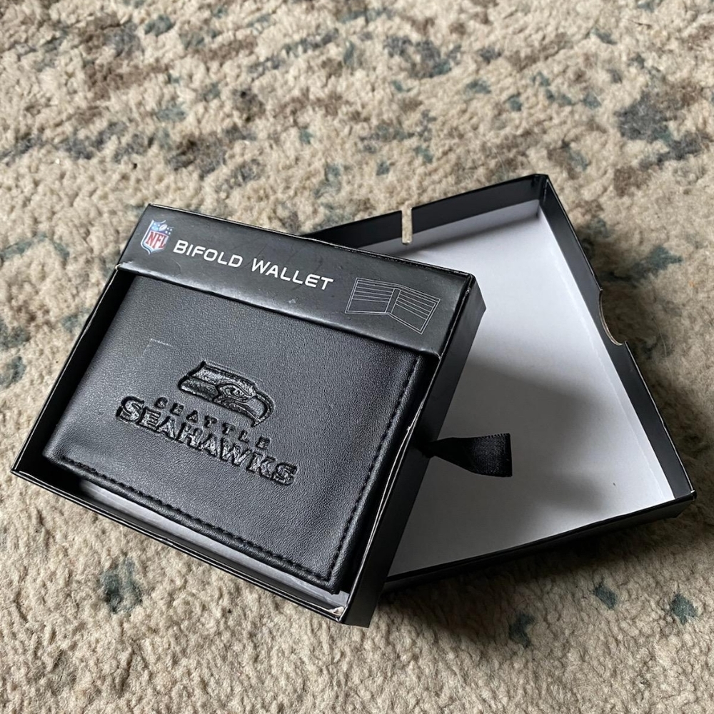 Seattle seahawks wallet